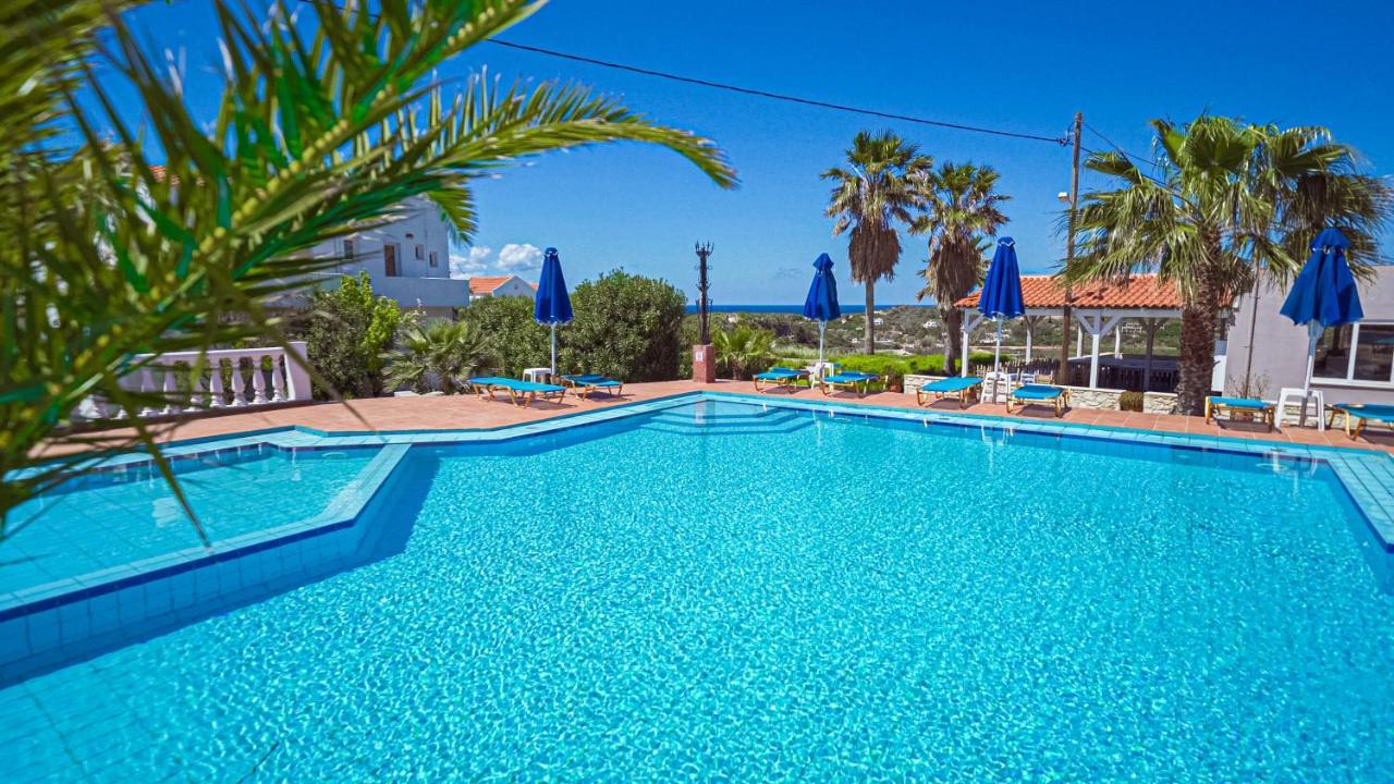 Cretan Life Holidays 호텔 코라파키아 외부 사진